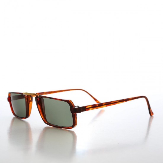 Retro modern style sunglasses