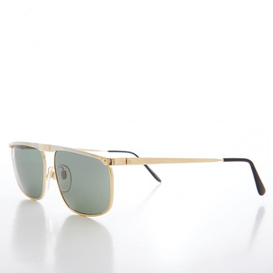 Gold frame integrated...