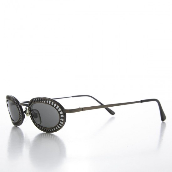 Sunglasses with slender...