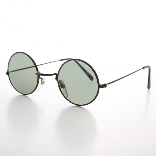 Classic round frame design...